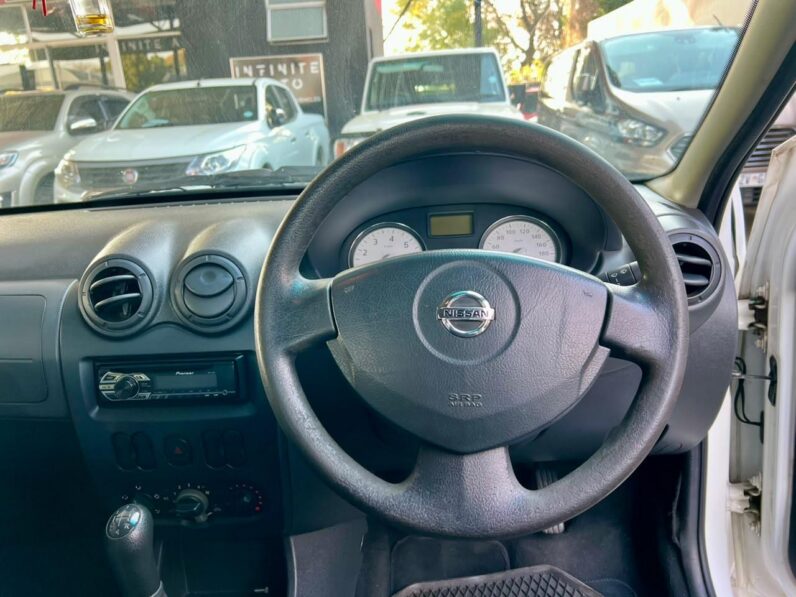 2014 Nissan NP200 1.6 8V A/C White