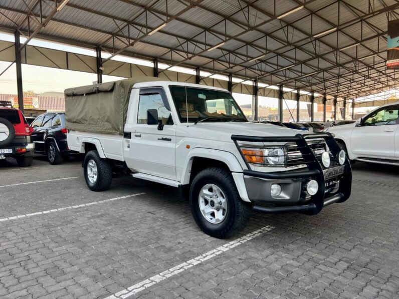 2022 Toyota Land Cruiser 79 4.2D Pick-Up White