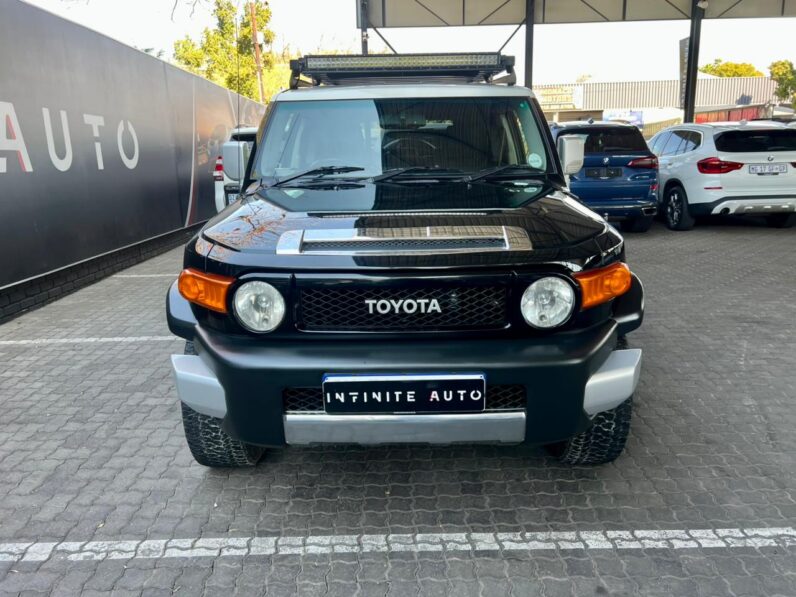 2011 Toyota Fj Cruiser 4.0 V6 4X4 Sport Cruiser At Black