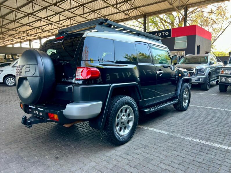 2011 Toyota Fj Cruiser 4.0 V6 4X4 Sport Cruiser At Black