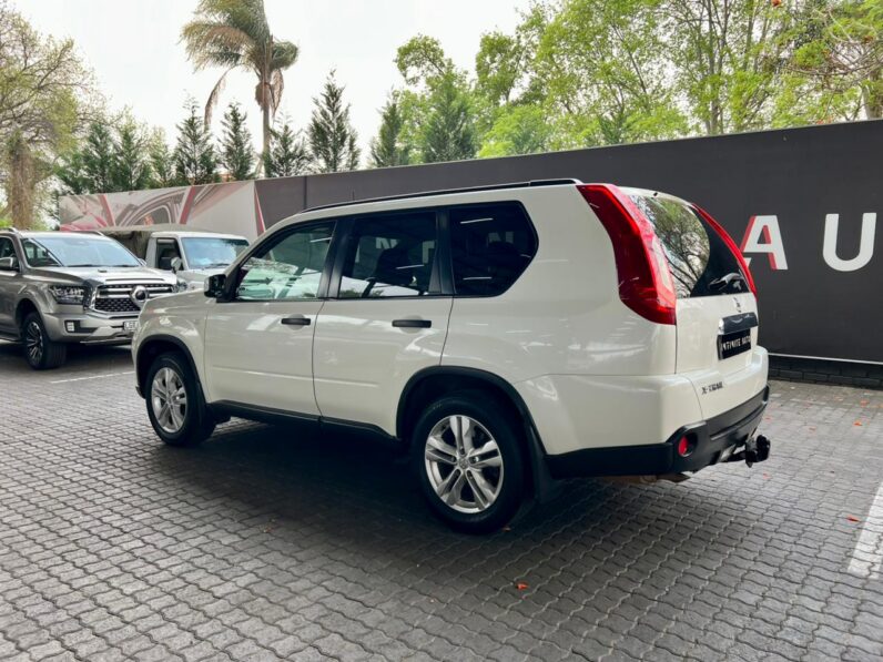 2013 Nissan X-Trail 2.0 4X2 Xe White