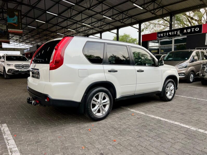 2013 Nissan X-Trail 2.0 4X2 Xe White
