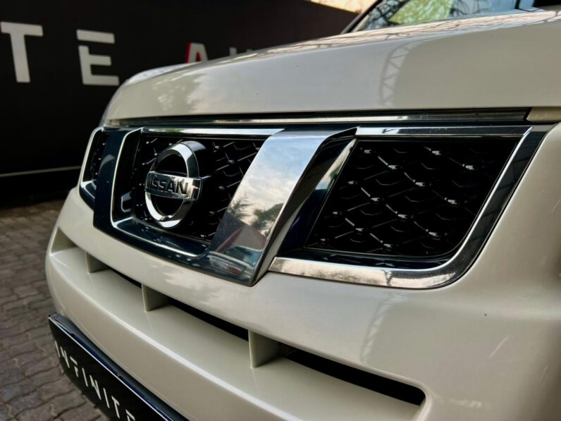 2013 Nissan X-Trail 2.0 4X2 Xe White