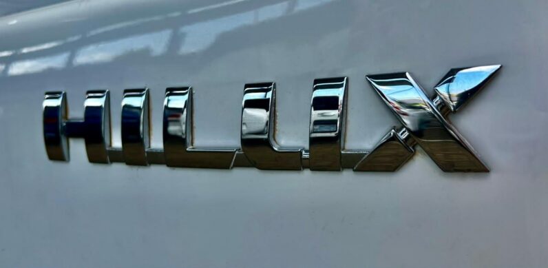 2021 Toyota Hilux MY21.9 2.4 Gd-6 Rb Raider At White