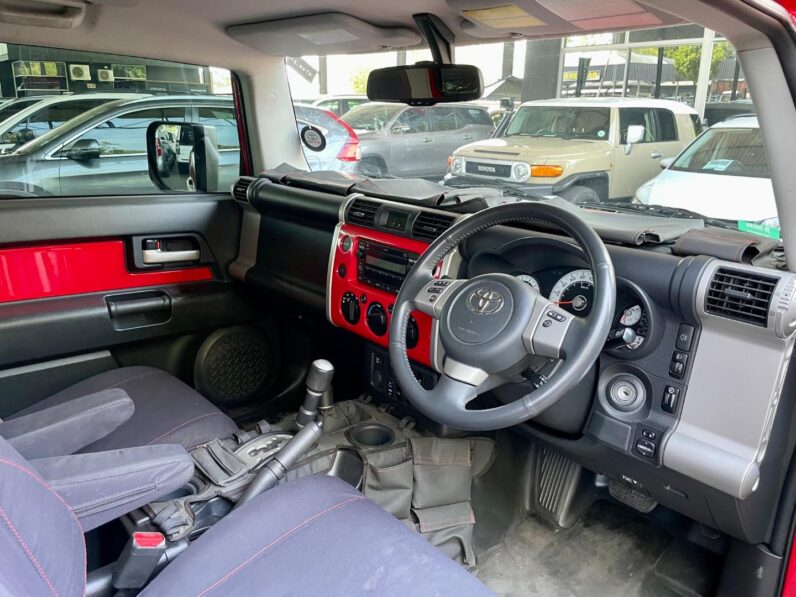 2011 Toyota Fj Cruiser 4.0 V6 4X4 At Red