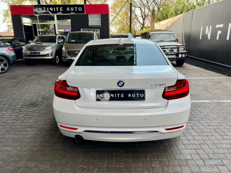 2015 BMW 2 Series Coupe 220i Sport Line Steptronic White