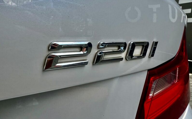 2015 BMW 2 Series Coupe 220i Sport Line Steptronic White