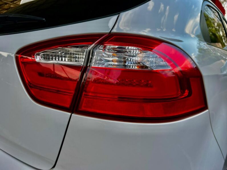 2015 Kia Rio 1.4 Tec 5-Door White