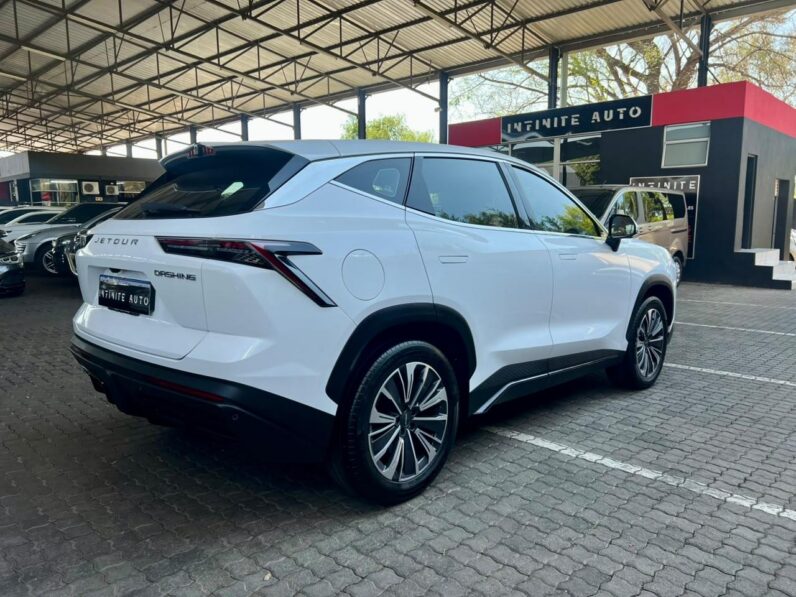 2025 Jetour Dashing 1.5T MOMENTUM White