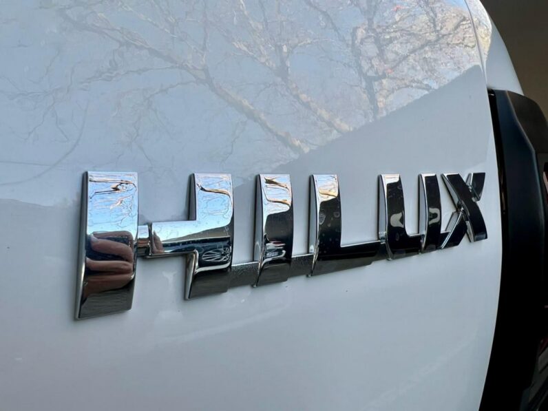 2020 Toyota Hilux MY19.6 2.4 Gd-6 D/cab 4X4 Srx White