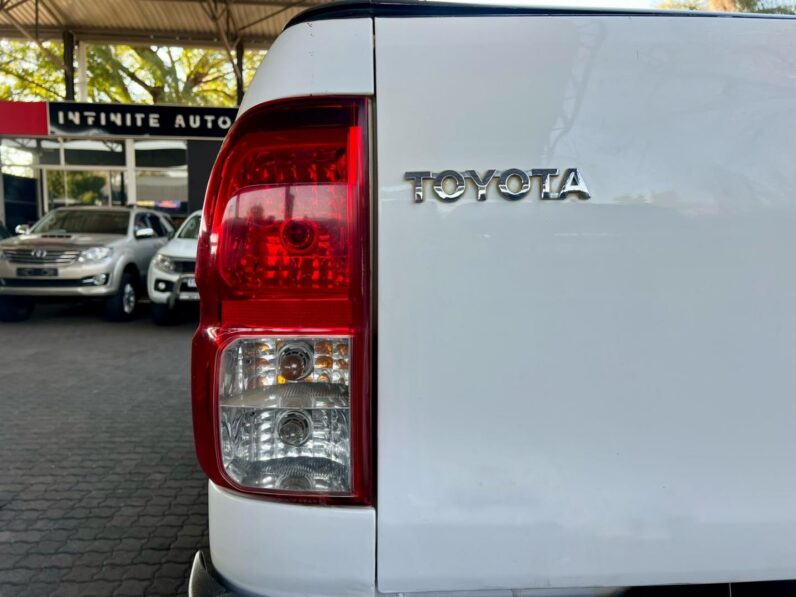 2016 Toyota Hilux My17 2.7 Vvti D/cab Rb Srx White
