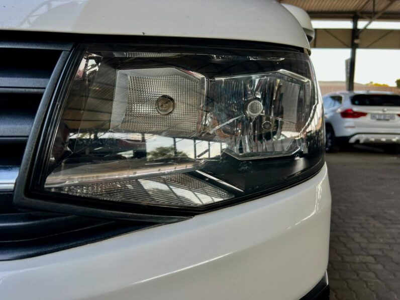 2017 Volkswagen T6 Crew Bus 2.0 Tdi Lwb 10-Seater White