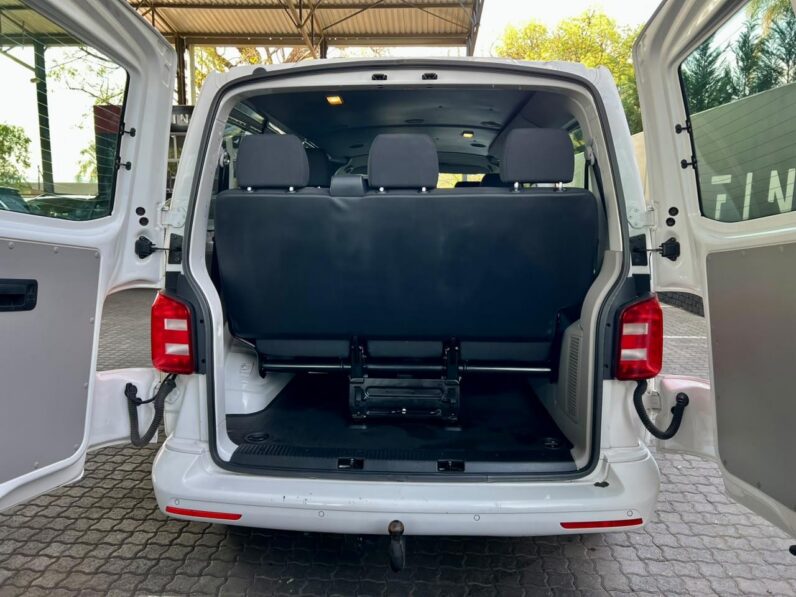 2017 Volkswagen T6 Crew Bus 2.0 Tdi Lwb 10-Seater White