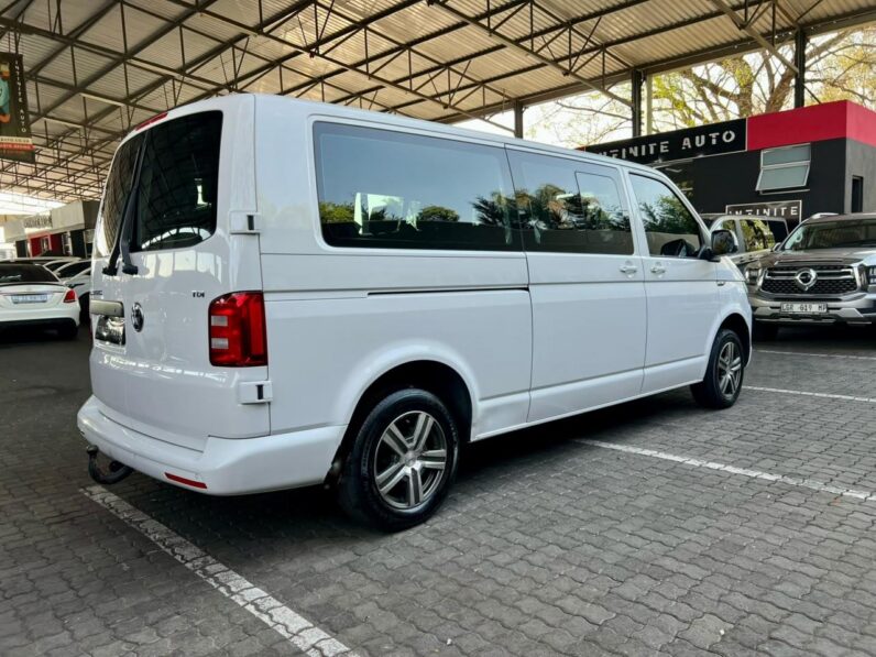 2017 Volkswagen T6 Crew Bus 2.0 Tdi Lwb 10-Seater White