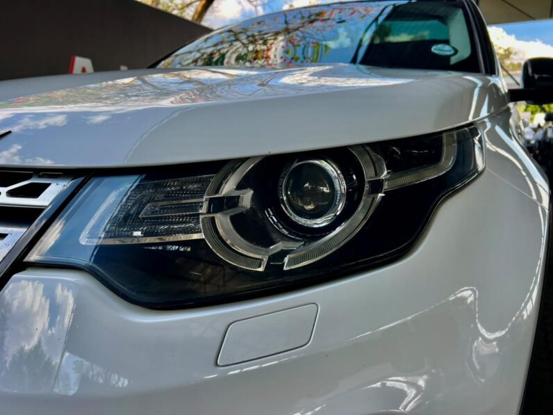 2017 Land Rover Discovery Sport My18 2.0 Si4 Hse At White