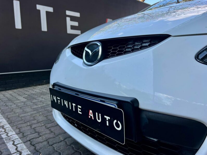 2009 Mazda 2 1.3 Active White