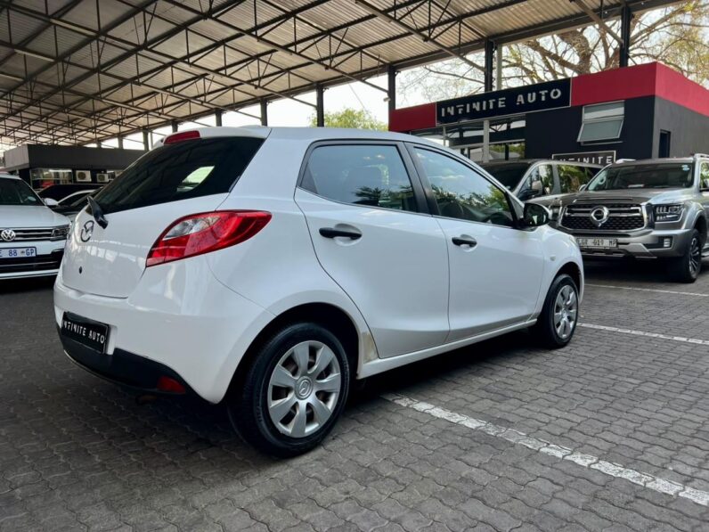 2009 Mazda 2 1.3 Active White
