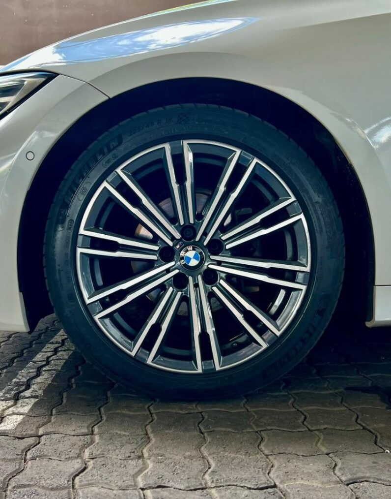 2021 BMW 3 Series Sedan 318i Sport Line White