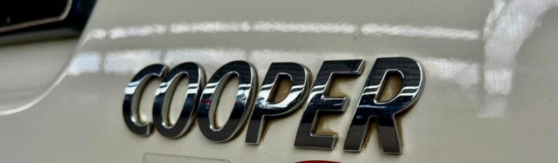 2016 MINI Hatch 5-Door Cooper Steptronic Beige