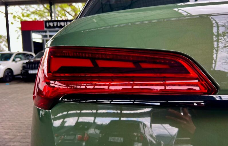 2022 Audi Q5 My23 40 Tdi S Line Quattro Green