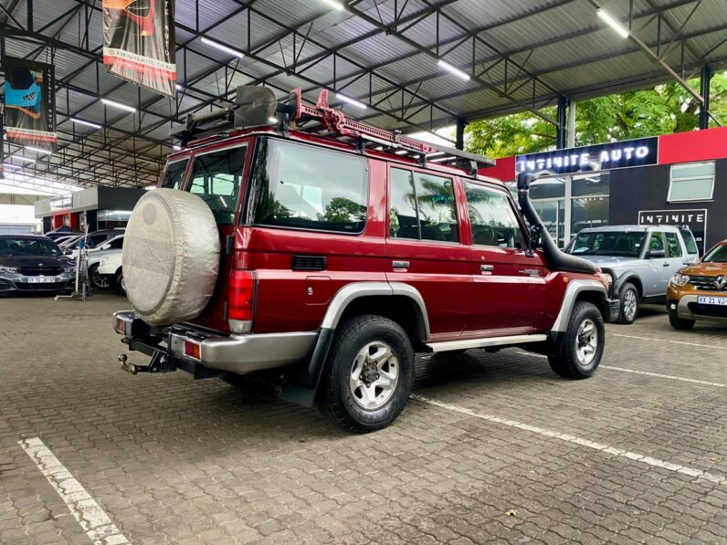 2011 Toyota Land Cruiser 76 4.2D S/wagon 60th Anniversary Editi Maroon