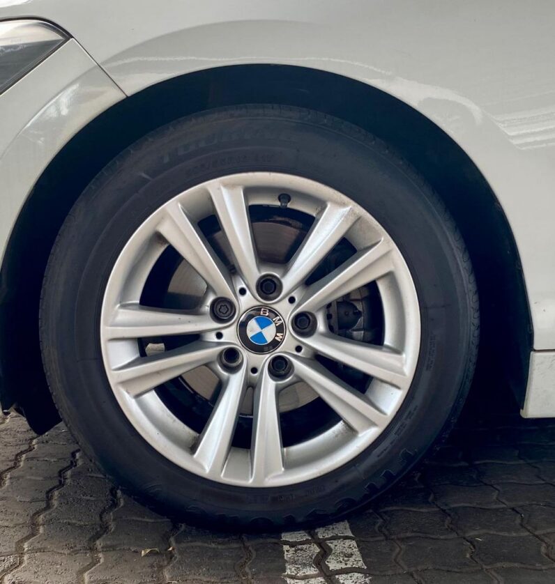 2012 BMW 1 Series 5-Door 118i Sport Line Steptronic White