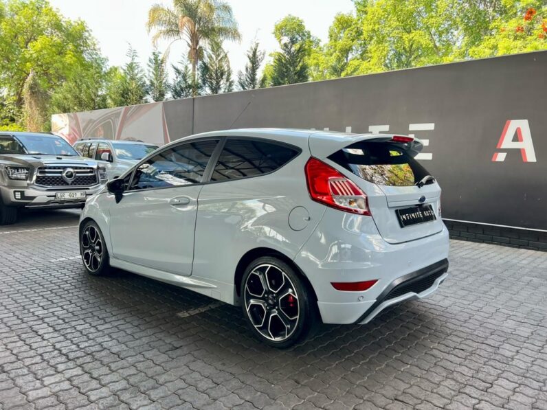 2017 Ford Fiesta St 200 Ltd Edt Grey