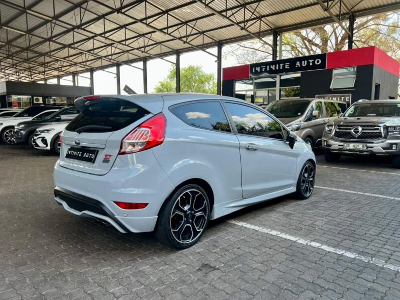 2017 Ford Fiesta St 200 Ltd Edt Grey