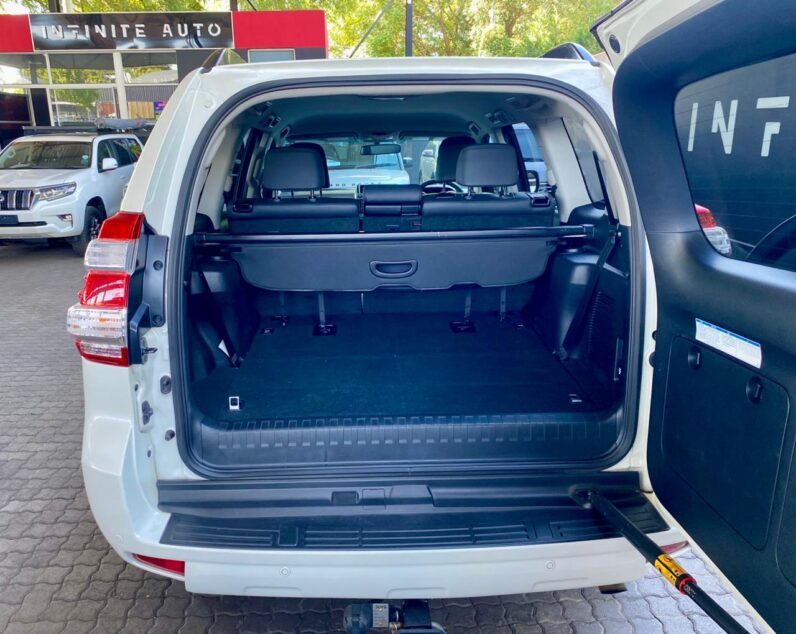 2015 Toyota Land Cruiser Prado 3.0DT Tx At White