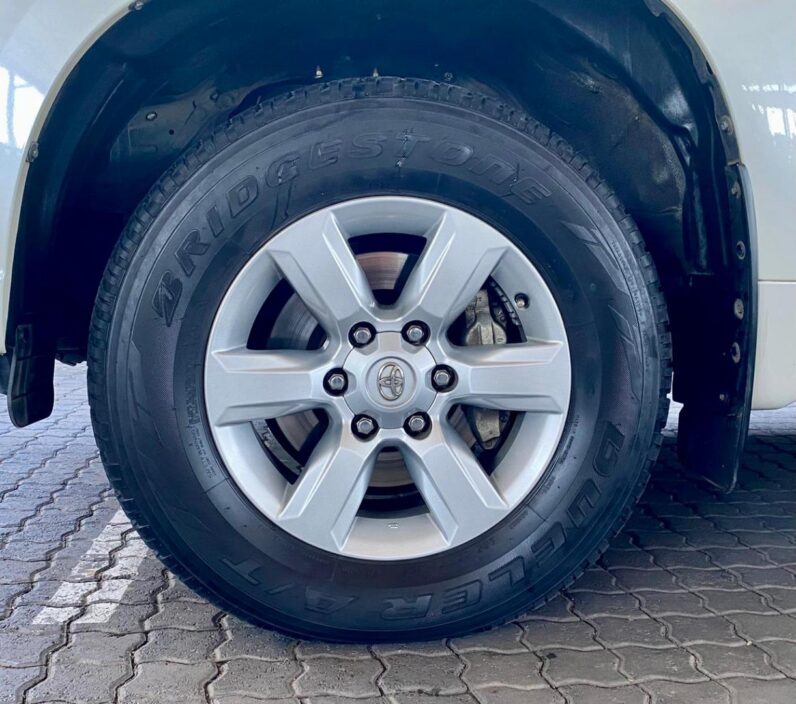 2015 Toyota Land Cruiser Prado 3.0DT Tx At White