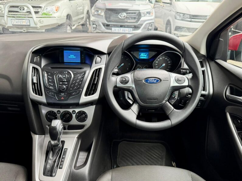 2012 Ford Focus 2.0 Tdci Trend 4-Door Powershift Red