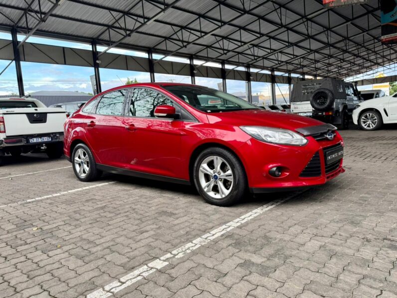 2012 Ford Focus 2.0 Tdci Trend 4-Door Powershift Red