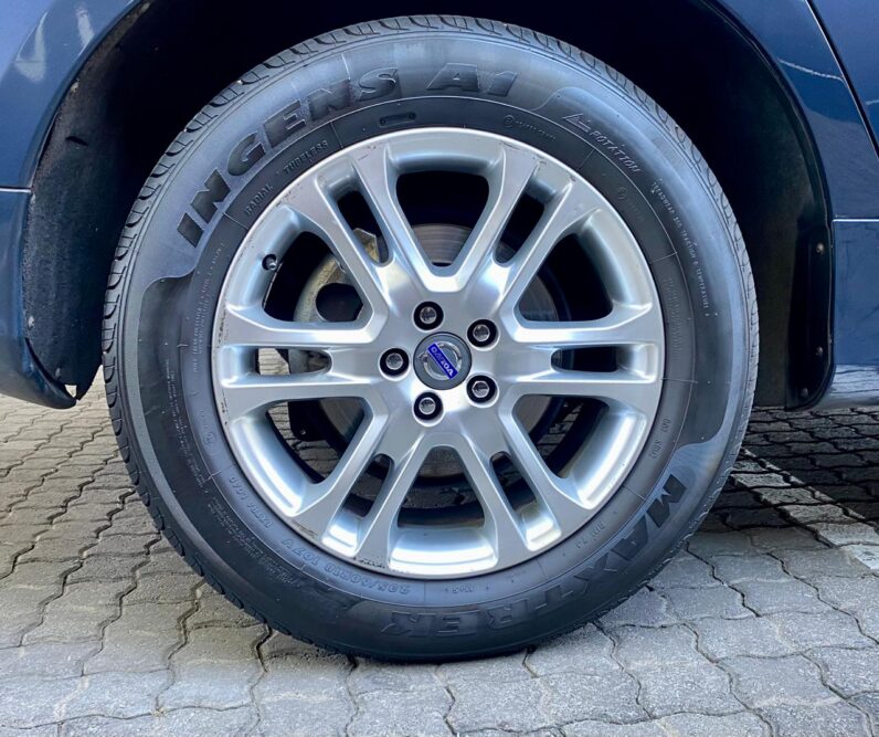2014 Volvo Xc60 D4 Elite Geartronic Blue