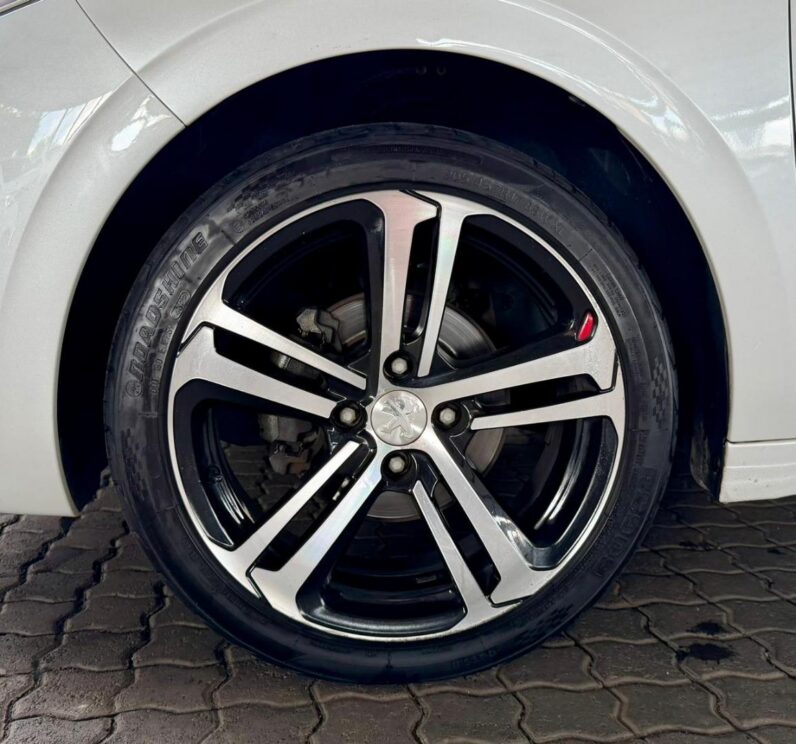 2016 Peugeot 208 1.2 Puretech Turbo Gt-Line White