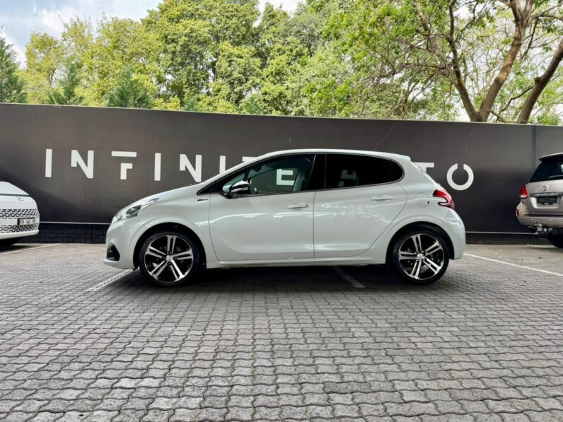 2016 Peugeot 208 1.2 Puretech Turbo Gt-Line White