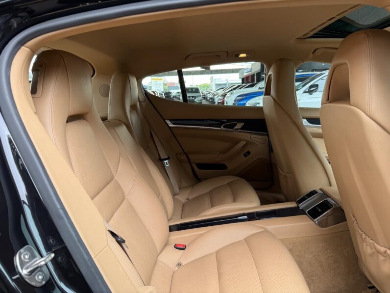 2012 Porsche Panamera 3.0 Diesel Tiptronic Black