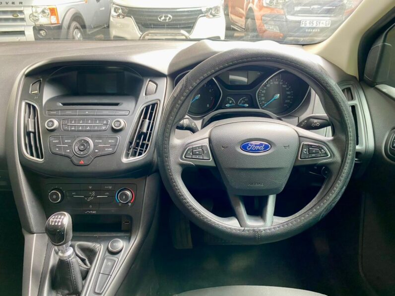 2017 Ford Focus 1.0 Ecoboost Ambiente 4-Door Silver