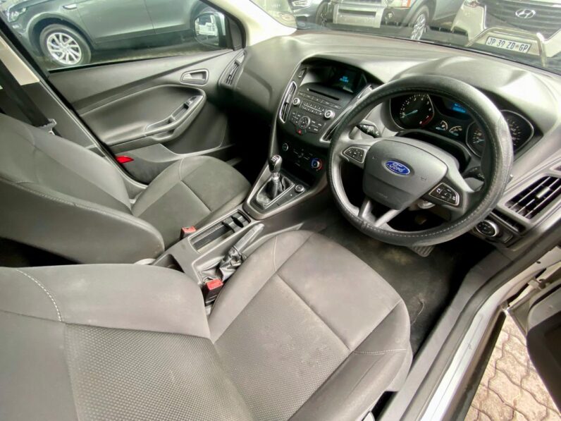 2017 Ford Focus 1.0 Ecoboost Ambiente 4-Door Silver