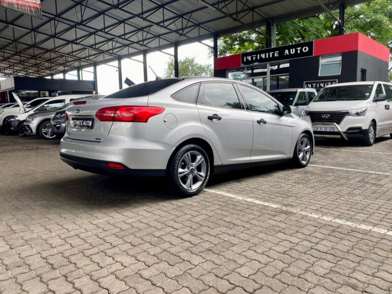 2017 Ford Focus 1.0 Ecoboost Ambiente 4-Door Silver