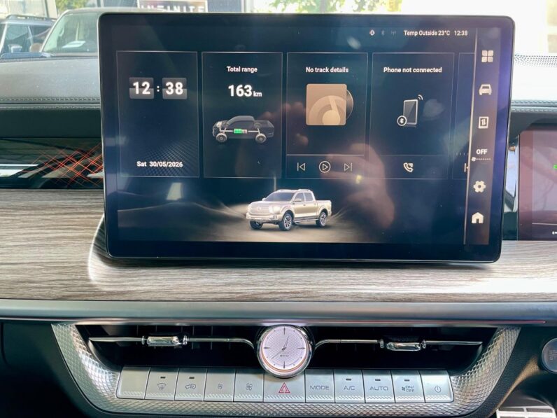 2025 Gwm P500 MY25.8 2.0T Hev Ultra Luxury 4X4 9hat Silver