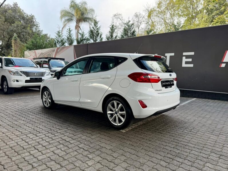 2018 Ford Fiesta 1.0 Ecoboost Trend 6MT White