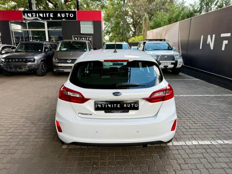 2018 Ford Fiesta 1.0 Ecoboost Trend 6MT White
