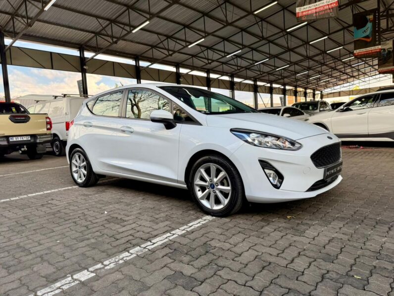 2018 Ford Fiesta 1.0 Ecoboost Trend 6MT White