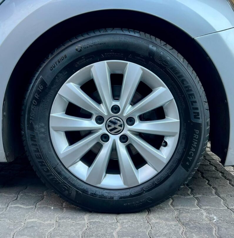 2012 Volkswagen New Beetle 1.2 Tsi Design Silver