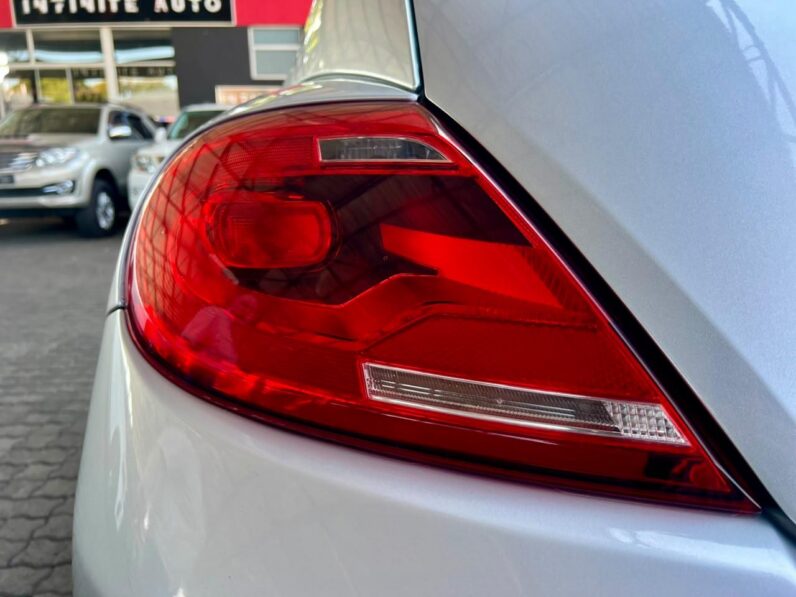 2012 Volkswagen New Beetle 1.2 Tsi Design Silver