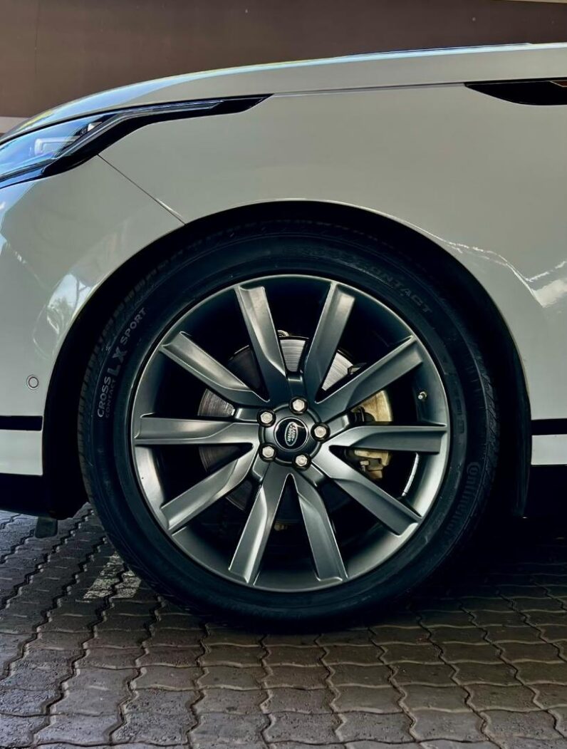 2019 Land Rover Range Rover Velar MY19.5 3.0 D300 R-Dynamic Hse (221kW) White