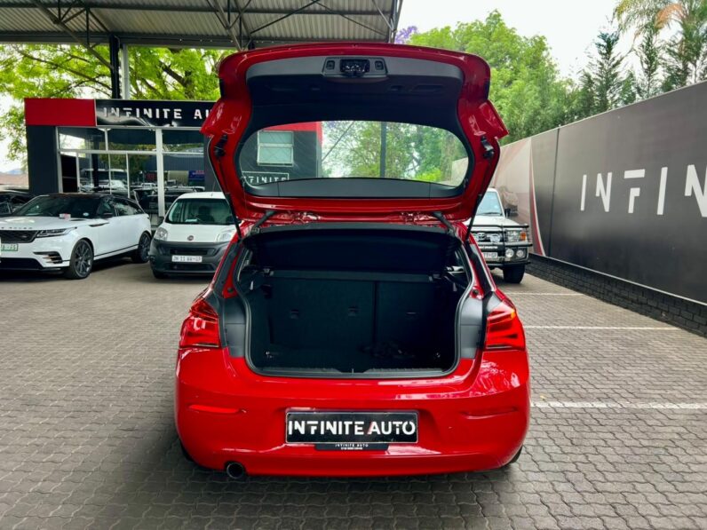 2016 BMW 1 Series 5-Door Facelift 120i Steptronic Red